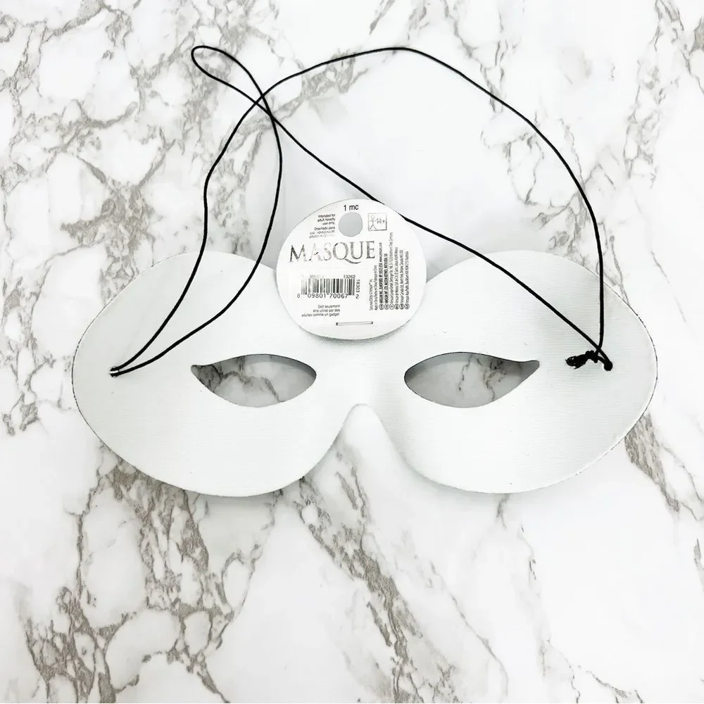 🆕 2 Masquerade Masks Bundle! - Picture 2 of 5